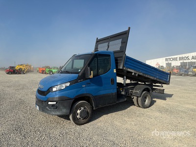 2016 Iveco Daily 35-110 Camión volquete