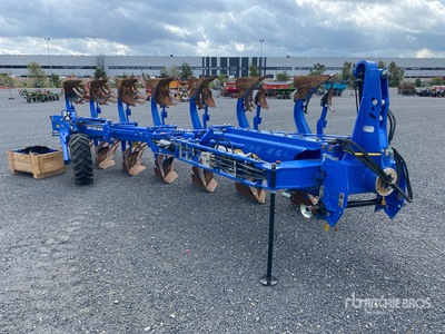 2021 New Holland PXV7980H0L Reversible Plow
