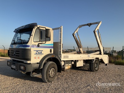 1991 Mercedes-Benz 1922 Roll-Off Truck