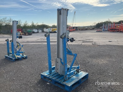 2018 Genie SLA-15 Materialaufzug