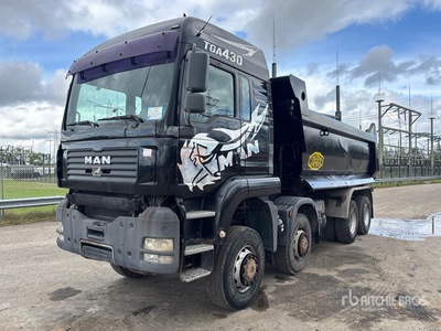 2006 MAN TGA41.430 8x8 Sleeper を見 Dump Truck
