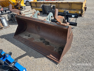 Cat 420F IT 82 in دلو لودر حفار