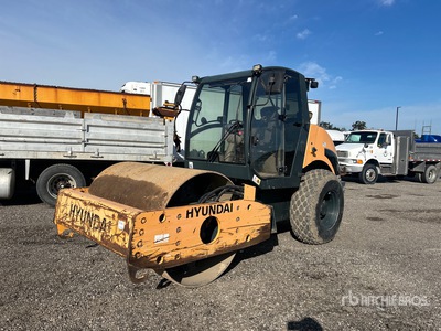 2017 Hyundai HR70C-9 Smooth Drum Compactor