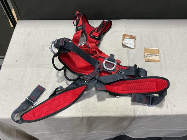 (5) Safety Harnesses, (1) Metal Rings, (155) Pin-Rivets & Assorted Items