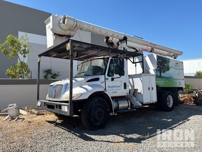 2011 Altec LRV56 56 ft on 2012 International DuraStar 4400 4x2 Forestry Chipper Body Autohoogwerker