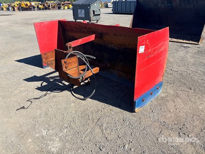 7 ft 8 in Hydraulic Reversing Snow Pusher - Fits Tractor