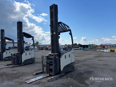 2014 Crown RMD6095S-32TT-321 3200 lb Reach Truck