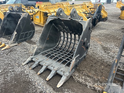 46 in Skeleton Excavator Bucket