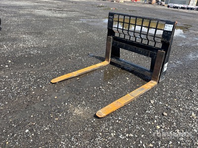 Cat 351-9371 48 in Skid Steer Forks