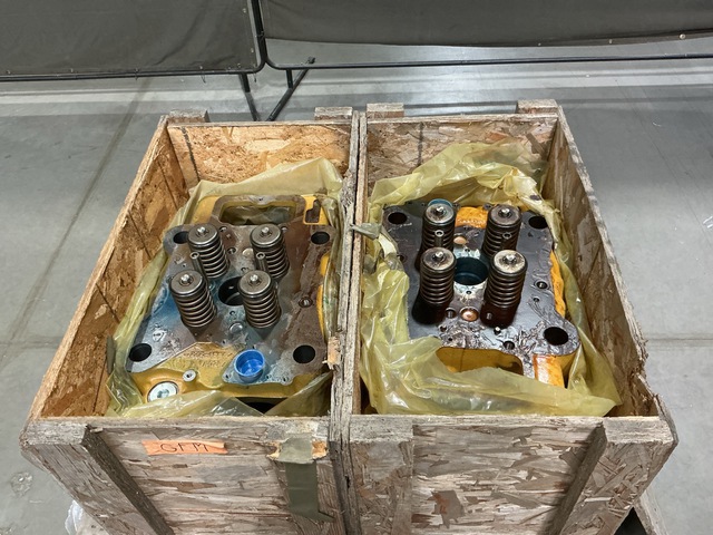 (2) 252-5614 Diesel Engine Cylinder Heads