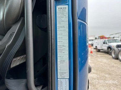 2019 Volvo VNL Ciągnik siodłowy T/A z kabiną sypialną