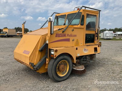 2002 Elgin Pelican Kehrmaschine