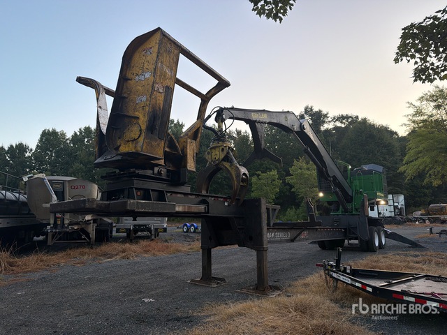 2021 John Deere 437E Trailer Mounted Butt-n-Top Trailer Mounted Log Loader