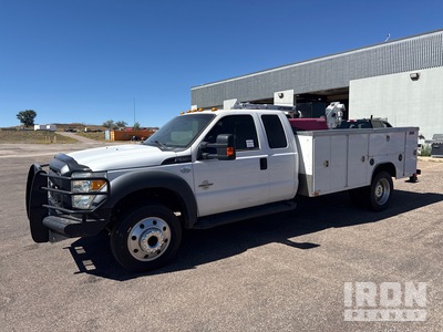 2015 Ford F-550 4x2 Service Truck