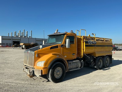 2024 Kenworth T880 6x4 Water Truck