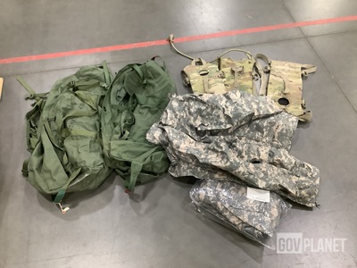 (4) Cold Weather Parkas, (16) Hydration System Carriers & Assorted Items