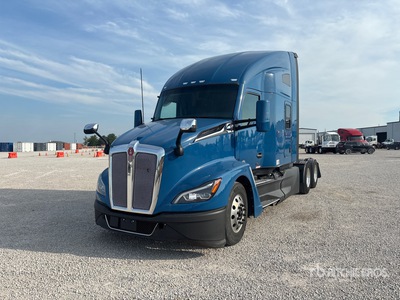 2024 Kenworth T680 6x4 Ciągnik siodłowy T/A z kabiną sypialną