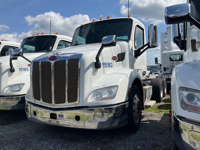 2018 Peterbilt 579 6x4 T/A Day Cab Truck Tractor