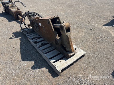 2019 Cat S305 Shear