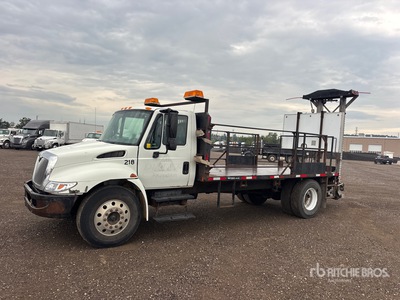 2007 International 4300 4x2 Camión atenuador