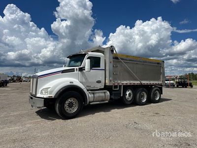 2015 Kenworth T880 Camion à benne basculante Tridem