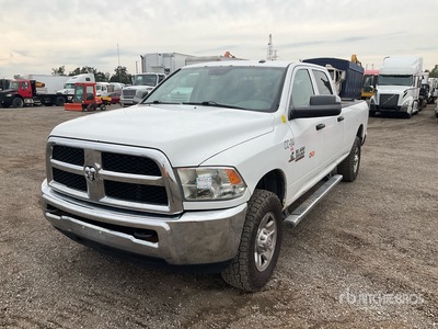 2014 Ram 3500 4x4 Crew Cab Pickup