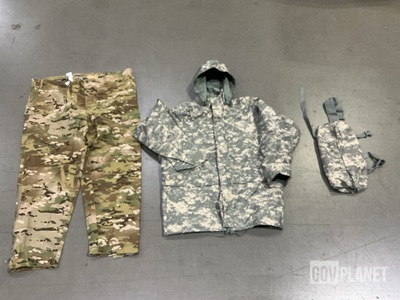 (39) Waist Packs, (5) Cold Weather Parkas & Assorted Items