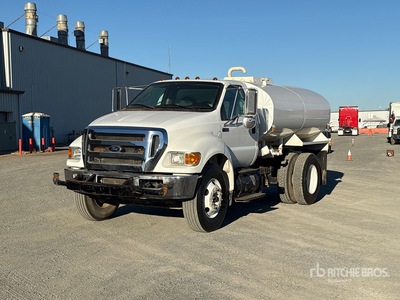 2012 Ford F-750 Water Truck