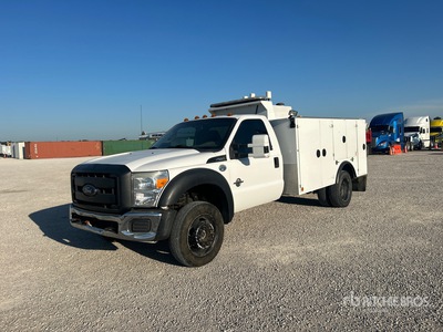 2016 Ford F-550 XL 4x4 Utility Truck