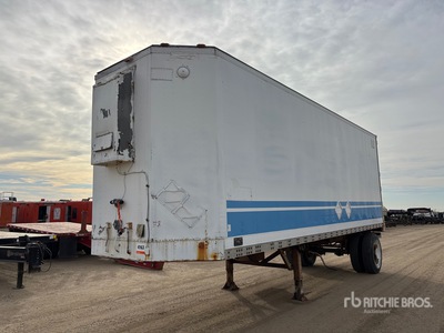 1985 Fruehauf 28 ft x 102 in S/A Heated Remorque fourgon