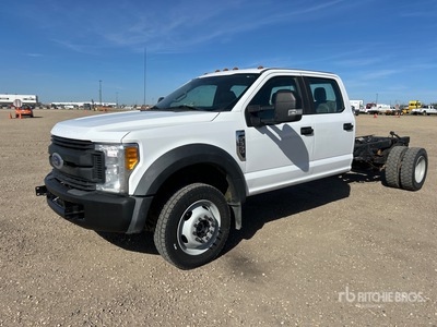 2017 Ford F-550 4x4 Crew Cab Cab and Chassis