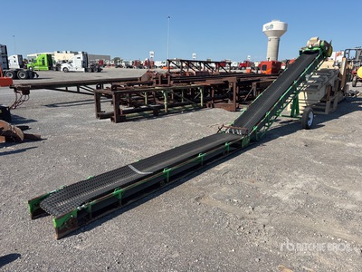 E-Z Lift 18 in x 30 ft Portable Transfer Conveyor