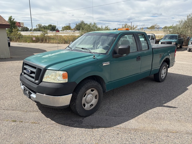 2005 Ford F-150 XL 4x2 Extended Cab Pickup 2005 Ford F-150 XL 4x2 Extended Cab Pickup