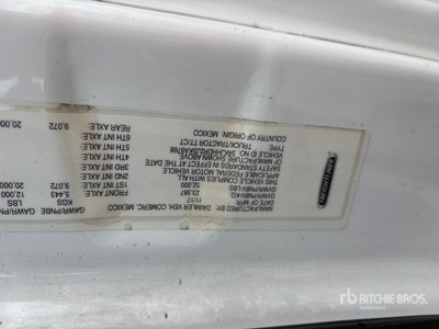 2018 Freightliner Cascadia 126 3- Achs Sattelzugmaschine mit Schlafkabine