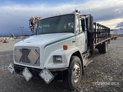 1996 Freightliner FL70 4x2 Ciężarówka z płaską platformą