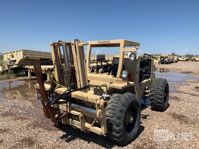 Case M4K Rough Terrain Forklift