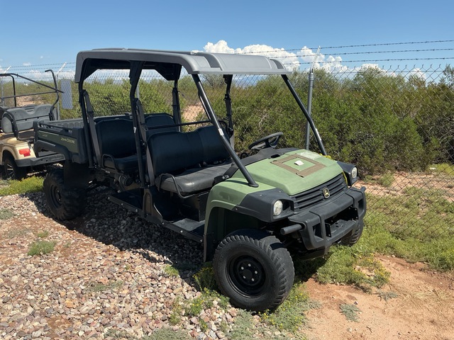 John Deere Gator XUV ATV