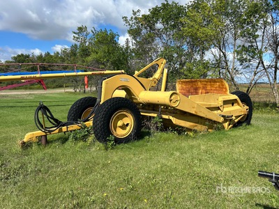 Cat 70 4 Tire Hydraulic Schraper tractor