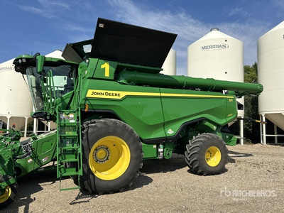 2023 John Deere X9 1000 Combine Harvester