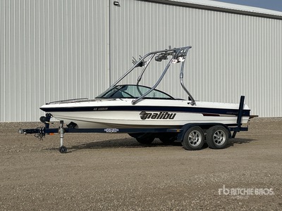 2000 Malibu Response LX 21 ft Ski Boat