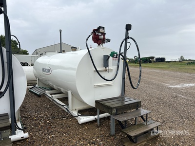 2012 Meridian 10000L 2641 gal Skid Mounted Steel Diesel Fuel Tank
