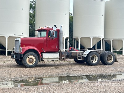 1986 International F9370 6x4 Tracteur routier