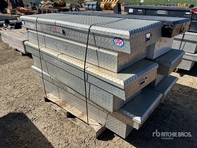 Quantity of Tool Box - Fits Pickup