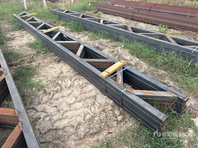 Quantity of (5) 18 in x 20 ft Metal Trusses その他 - 店舗 & 倉庫 (Unused)