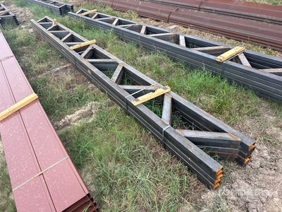 Quantity of (5) 18 in x 20 ft Metal Trusses その他 - 店舗 & 倉庫 (Unused)