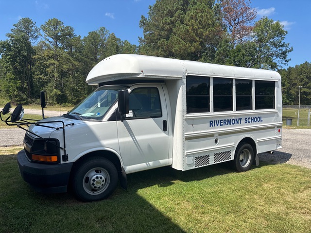 2018 Thomas Chevrolet Express Bus 2018 Thomas Chevrolet Express Bus