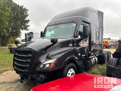 2022 Freightliner Cascadia 126 6x4 T/A Sleeper Truck Tractor (Inoperable)