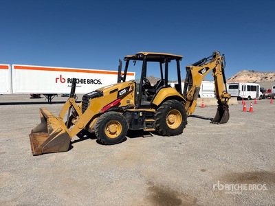 2017 Cat 420F2 4x4 Graaflaadmachine