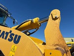 Hydraulics with Bucket Tilt Cylinders