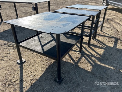 Quantity of (3) Welding Table Varios, tienda, almacen, consumidor